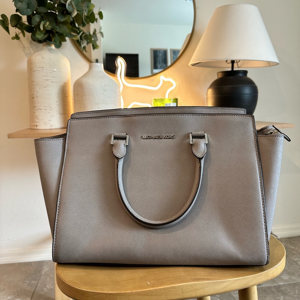 Michael Kors Selma Satchel